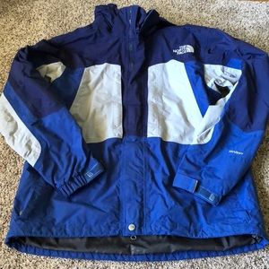 Tri-color men’s North Face jacket